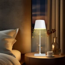 Punjiva LED stona lampa 3W 3000K bela Braytron Tower