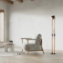 Podna lampa reflektor na drvenim stubovima Crna/Drvo grlo E27