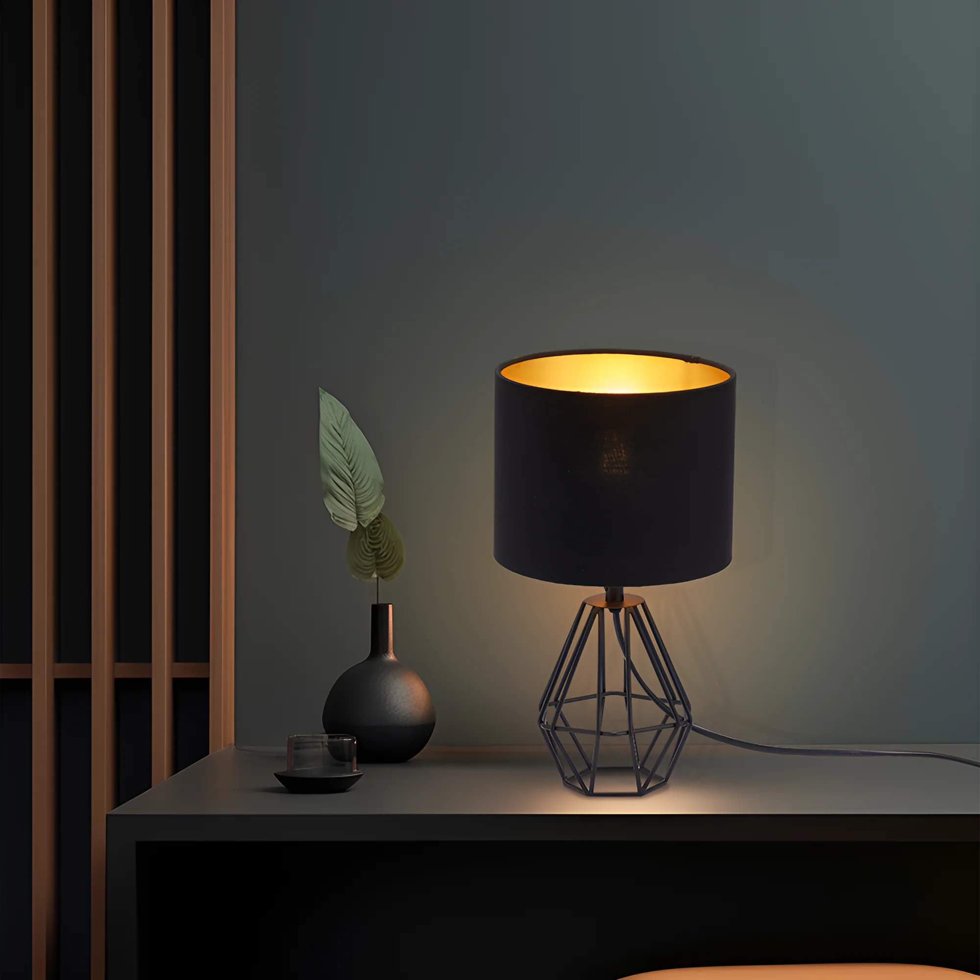 Stona lampa dijamant baza Crna grlo E14